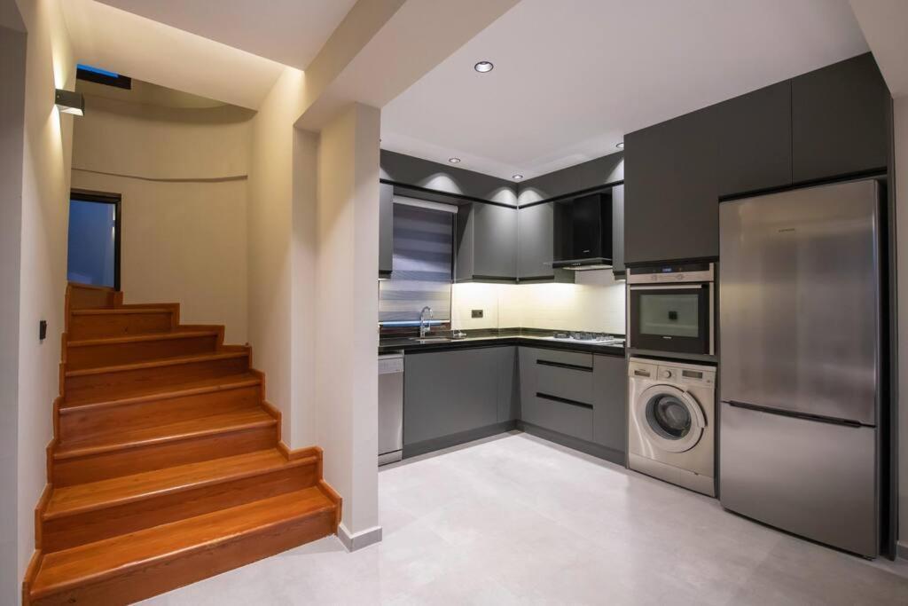 Havuzlu Korunakli Jakuzili Villa Фетие Екстериор снимка